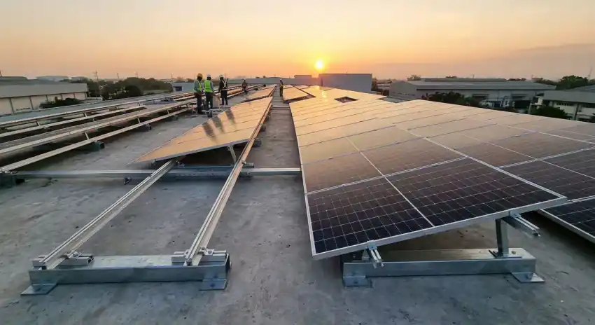 Flat roof solar mounting system installation